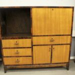 879 4664 CHEST OF DRAWERS